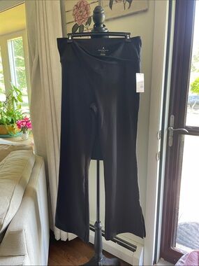 Danskin Black Flared Leggings with Stretch Waistband